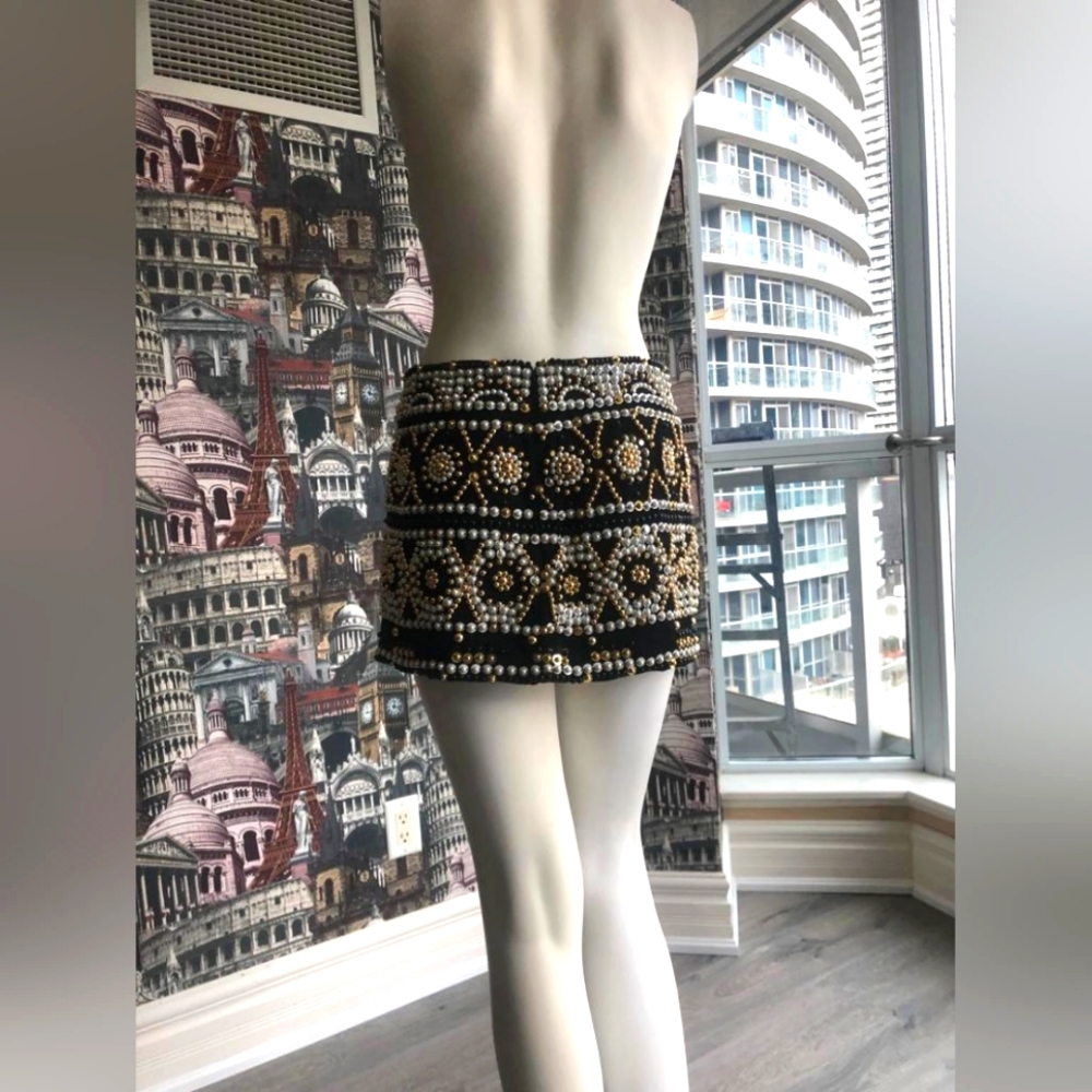 Woman skirt.